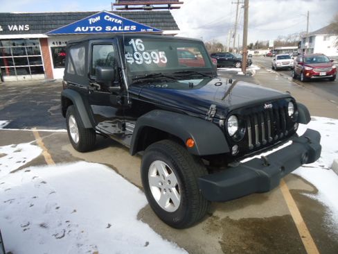 Used 2016 Jeep Wrangler Sport image 7
