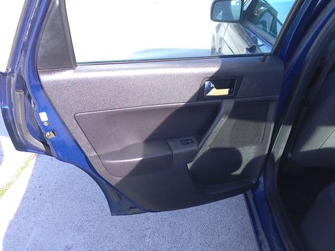 Used 2009 Ford Focus SES image 10