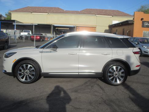 Used 2022 Lincoln Corsair Reserve FWD image 1