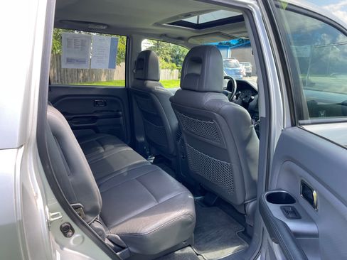 Used 2005 Honda Pilot 4WD EX-L image 8