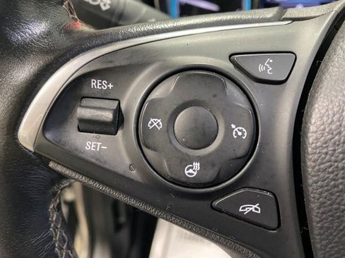 Used 2018 Buick Envision FWD Essence image 17