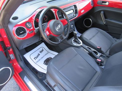 Used 2012 Volkswagen Beetle 2.5 Coupe FWD image 9