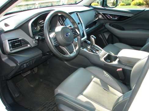 Used 2023 Subaru Outback Onyx Edition XT image 5