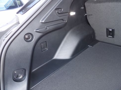 New 2026 Chevrolet Equinox EV LT image 34