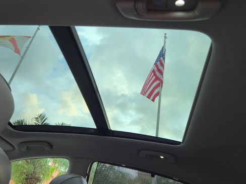 Used 2015 Hyundai Genesis 3.8 image 35