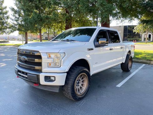 Used 2017 Ford F150 Platinum image 4