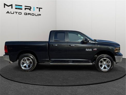Used 2017 RAM 1500 Classic SLT image 10