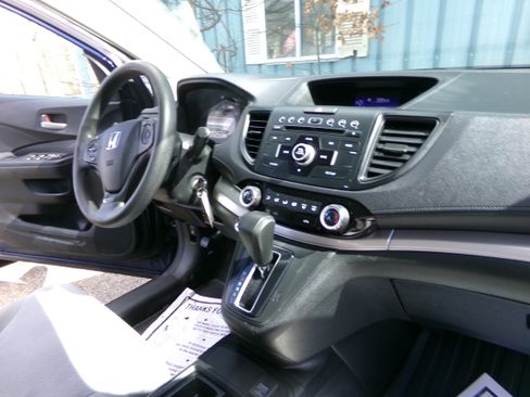 Used 2015 Honda CR-V LX image 16