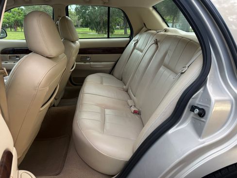 Used 2007 Mercury Grand Marquis LS RWD image 17
