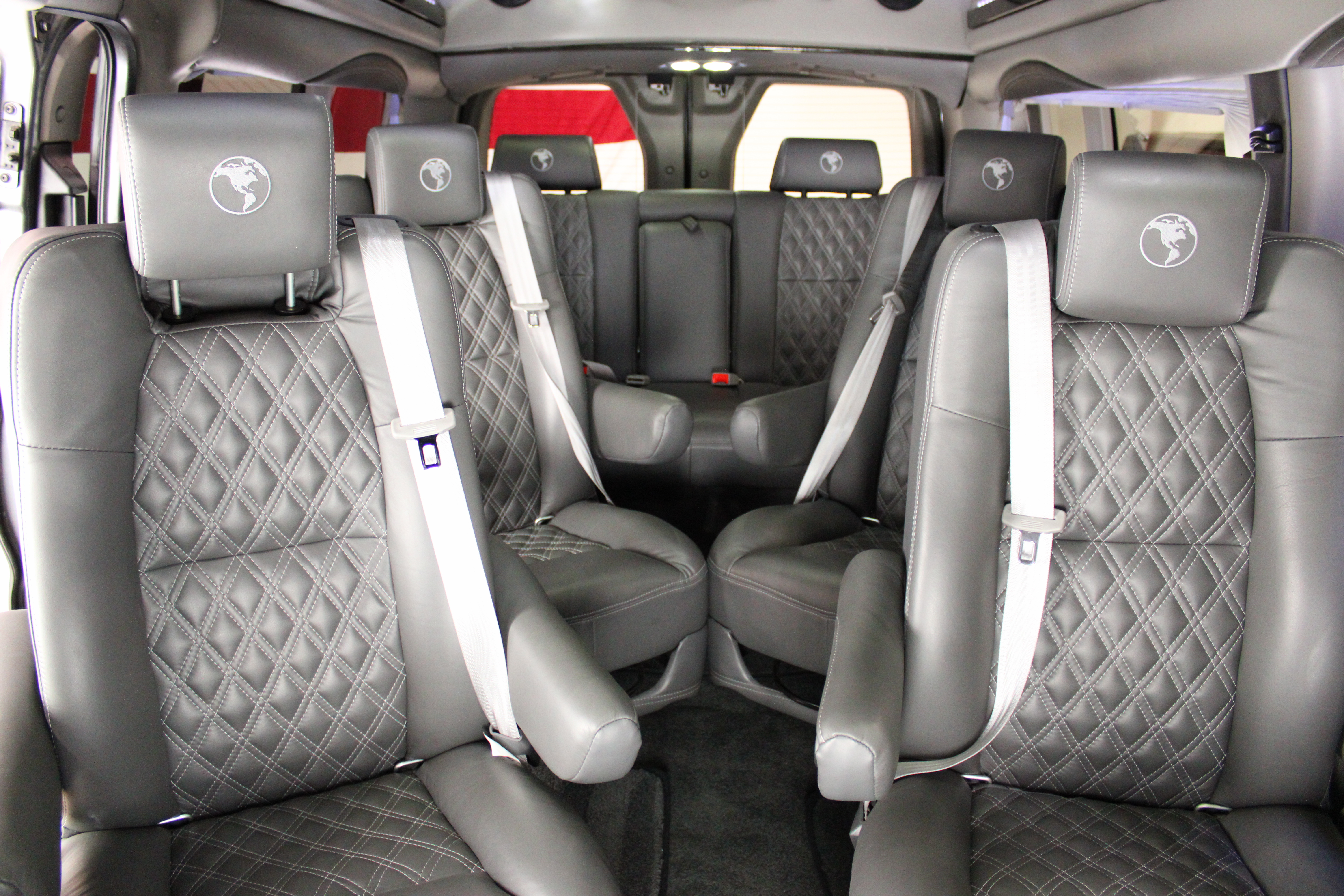 Used 2025 Ford Transit 150 Low Roof AWD image 11