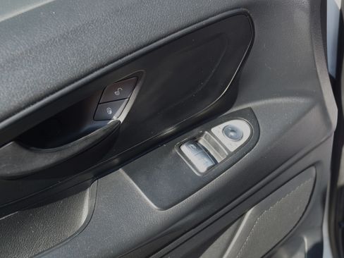 Used 2016 Mercedes-Benz Metris image 12