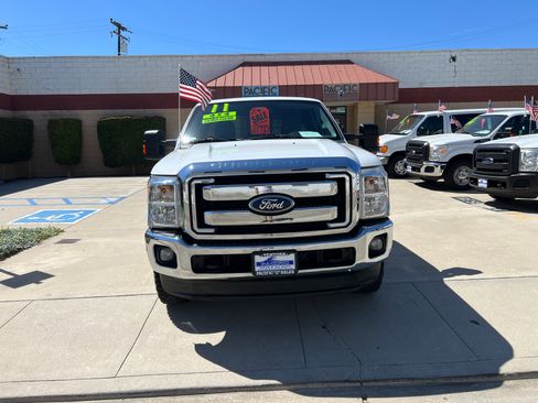 Used 2011 Ford F250 image 2