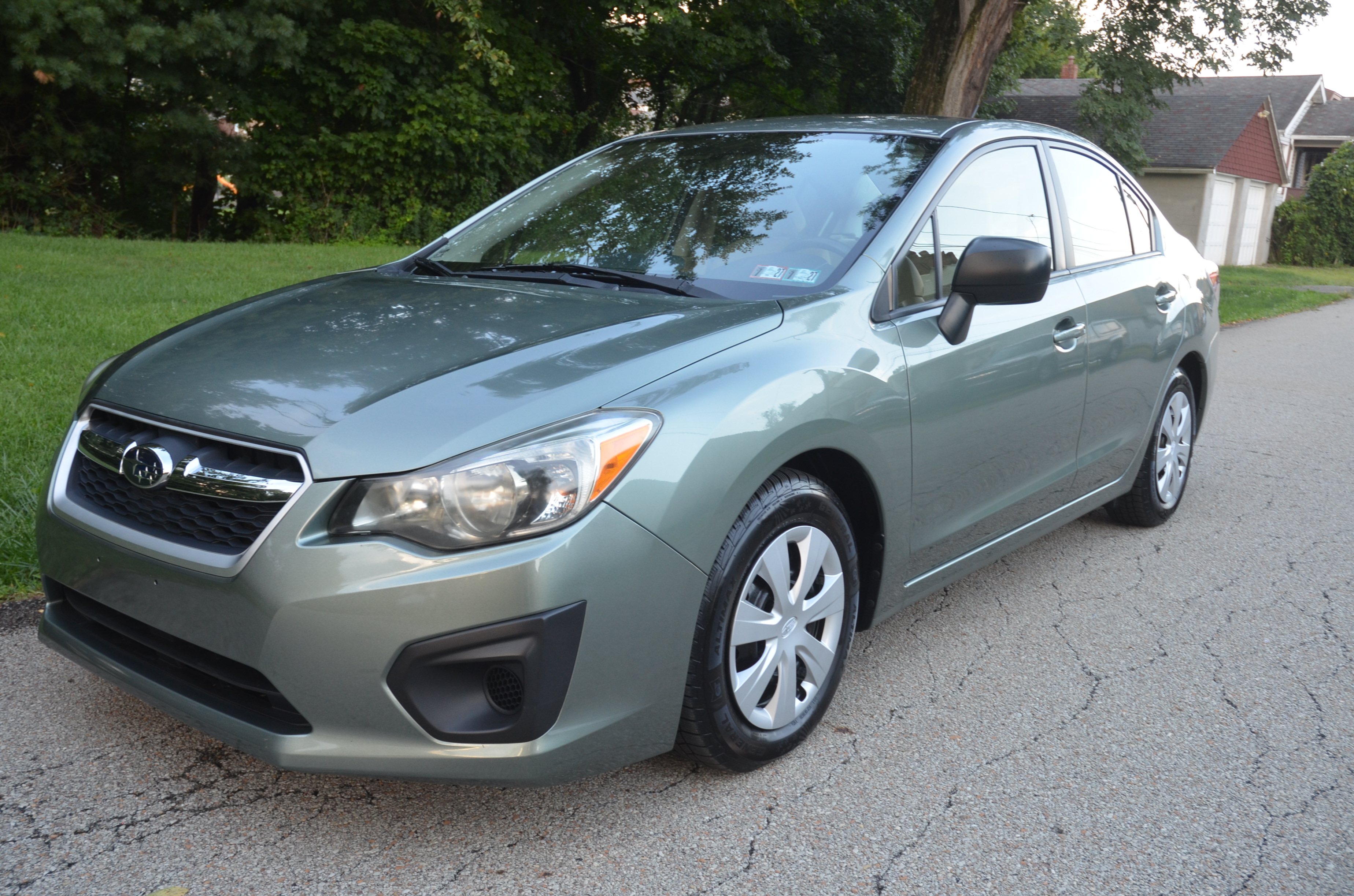 Used 2014 Subaru Impreza 2.0i Sedan AWD/4WD image 2