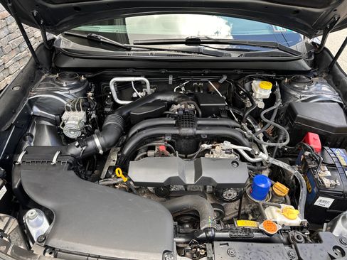 Used 2018 Subaru Outback 2.5i Limited AWD/4WD image 18