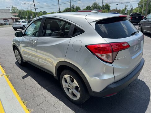 Used 2016 Honda HR-V AWD EX image 4