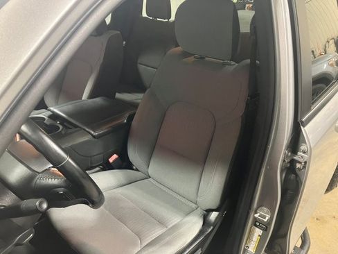 Used 2021 RAM 1500 Big Horn image 2