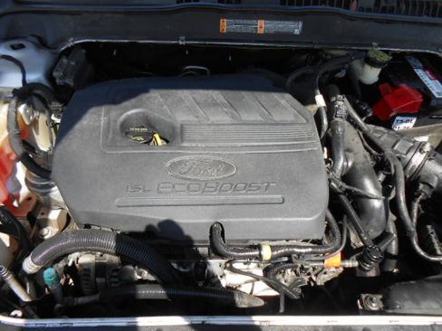 Used 2017 Ford Fusion SE FWD image 13