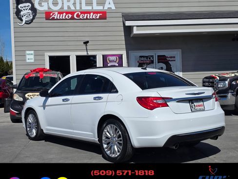 Used 2012 Chrysler 200 Limited image 5
