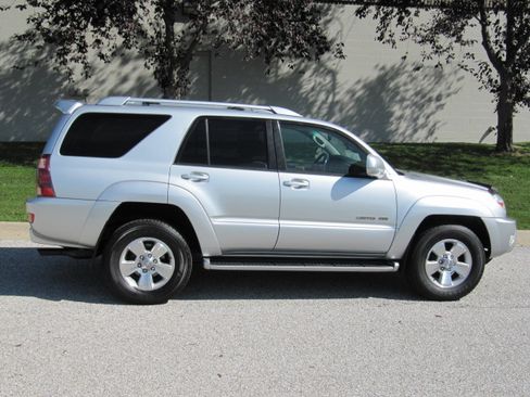 Used 2003 Toyota 4Runner Limited image 4
