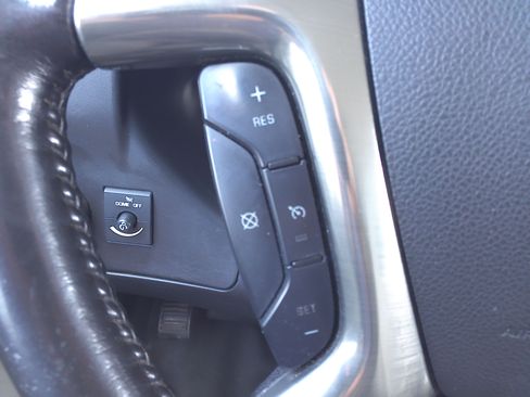 Used 2019 Chevrolet Express 2500 image 21