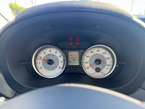 Used 2012 Subaru Impreza 2.0i Premium image 27