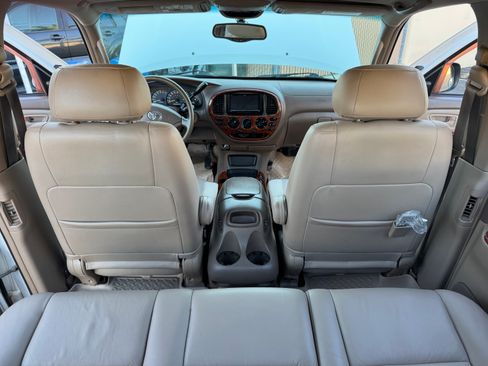 Used 2004 Toyota Tundra Limited image 30