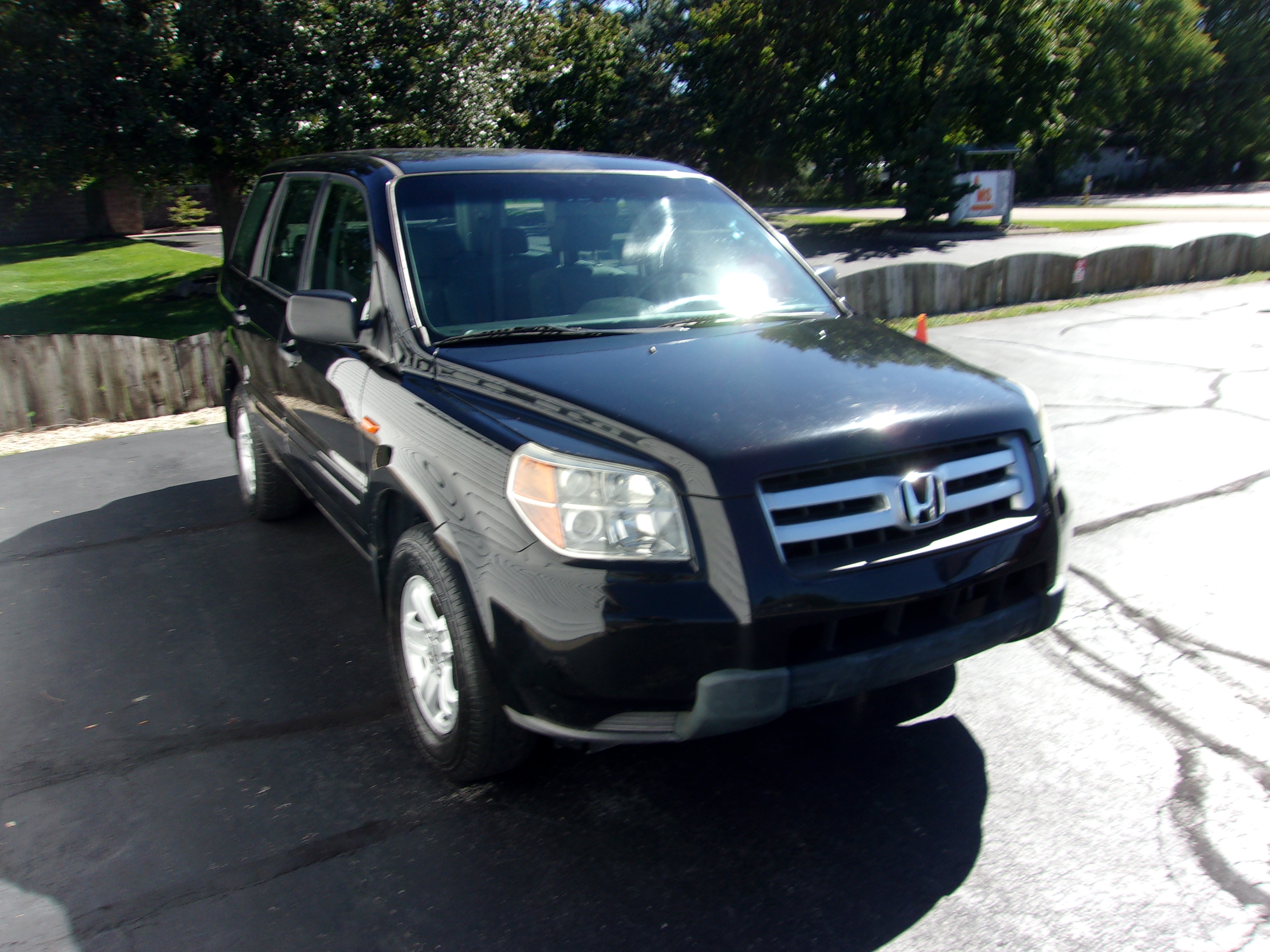 Used 2007 Honda Pilot 4WD LX image 2
