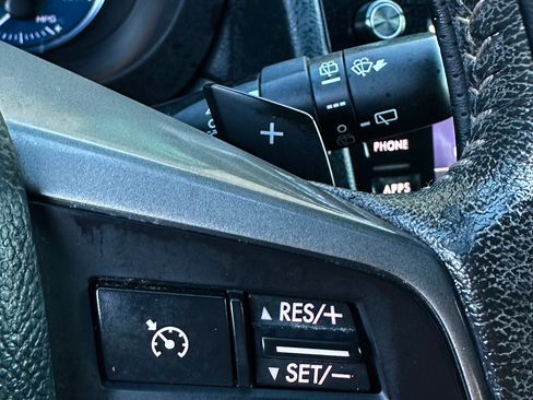 Used 2015 Subaru XV Crosstrek 2.0i Limited AWD/4WD image 29
