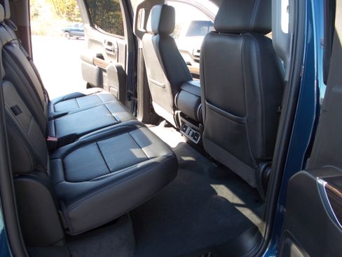 Used 2020 Chevrolet Silverado 1500 LT Z71 image 19