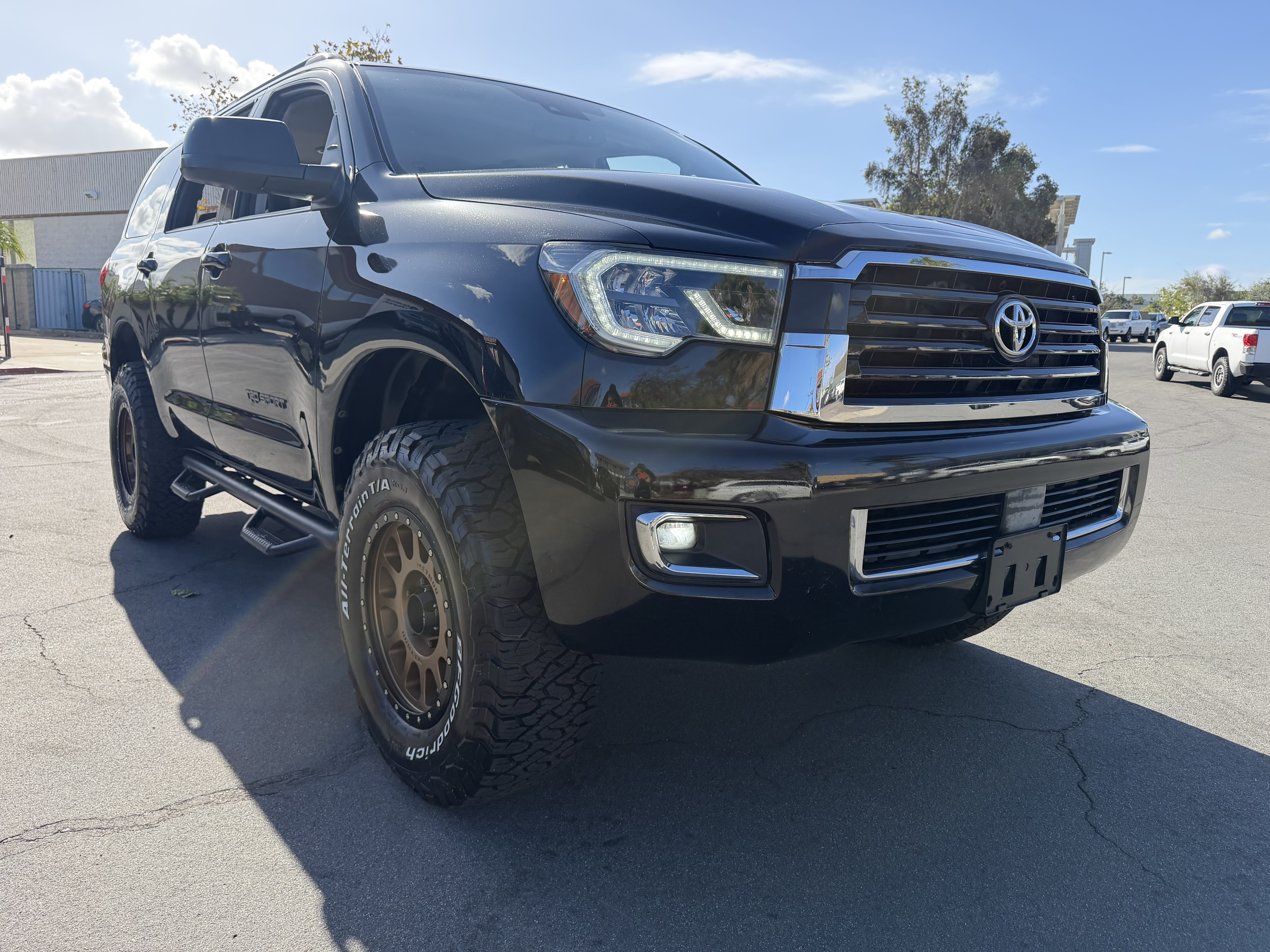 Used 2018 Toyota Sequoia TRD Sport AWD/4WD image 12
