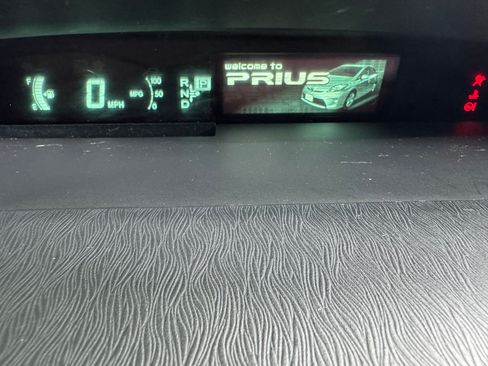 Used 2013 Toyota Prius Two FWD image 10