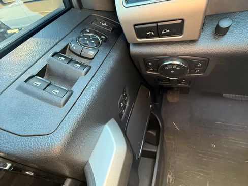 Used 2022 Ford F250 Super Duty Platinum image 20