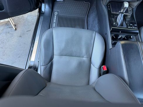 Used 2021 Lexus GX 460 Premium image 24