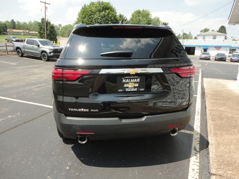 Used 2023 Chevrolet Traverse 3LT image 9