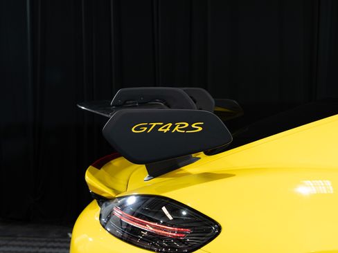 Used 2023 Porsche 718 Cayman GT4 RS RWD image 14
