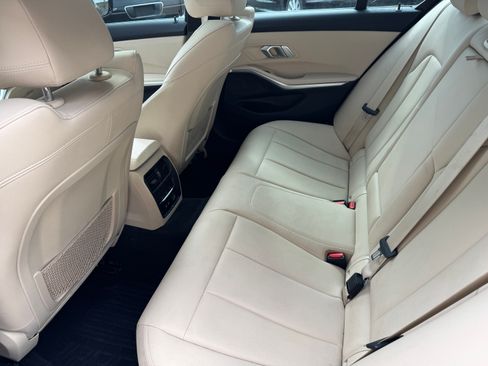 Used 2019 BMW 330i xDrive image 11