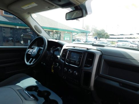 Used 2016 RAM 3500 image 18