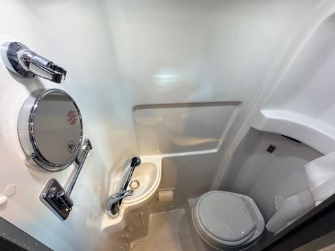 Used 2025 Mercedes-Benz Sprinter 3500 image 30