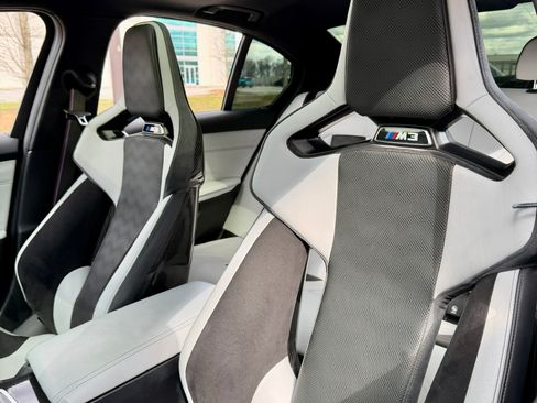 Used 2022 BMW M3 xDrive Competition image 3