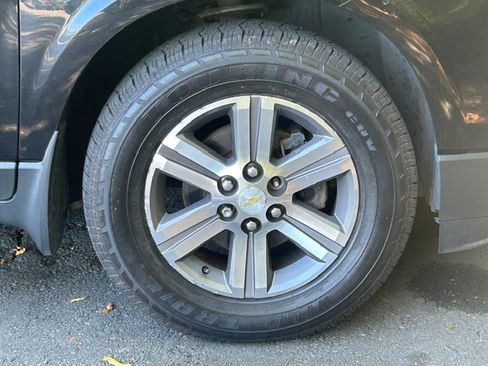 Used 2015 Chevrolet Traverse AWD LT w/ 1LT image 32