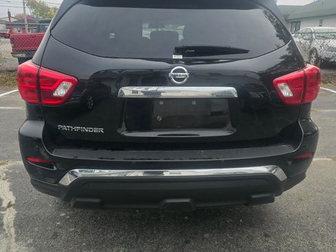 Used 2019 Nissan Pathfinder S image 5