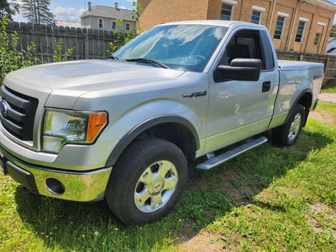 Used 2010 Ford F150 4x4 Regular Cab image 3
