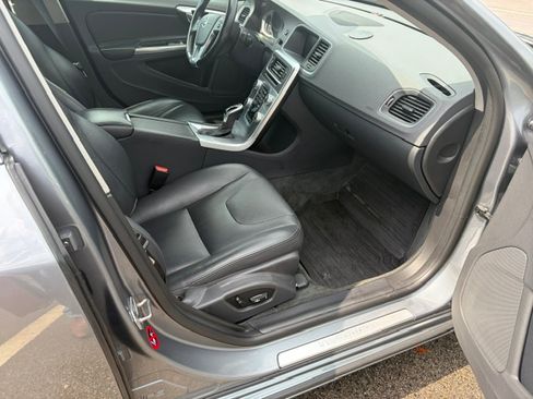 Used 2017 Volvo S60 T5 Inscription Premier AWD image 23