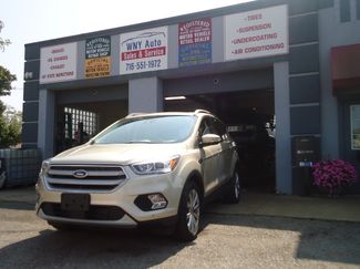 Used 2018 Ford Escape Titanium image 1
