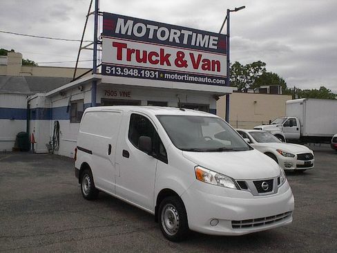 Used 2020 Nissan NV200 S FWD image 1