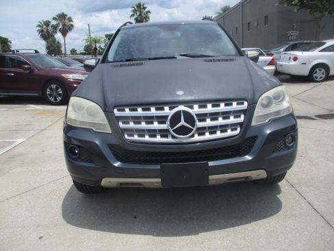 Used 2010 Mercedes-Benz ML 350 image 7