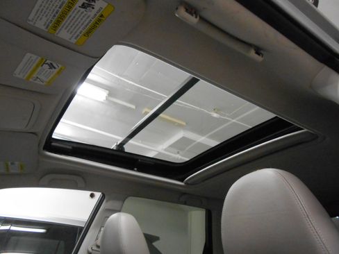 Used 2011 Subaru Forester 2.5X Premium image 15