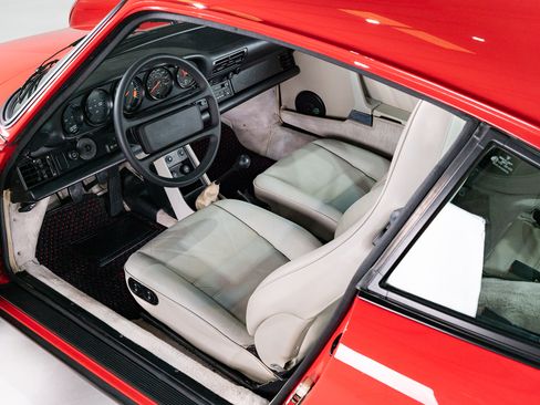 Used 1987 Porsche 911 Carrera image 45