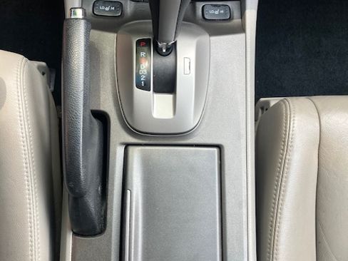 Used 2011 Honda Accord EX-L V6 Sedan image 12