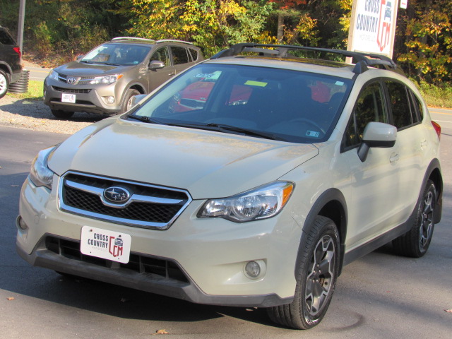 Used 2013 Subaru XV Crosstrek 2.0i Premium AWD/4WD image 1
